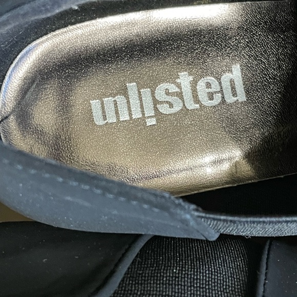 Women’s unlisted ankle shoes size 7. - Picture 6 of 11